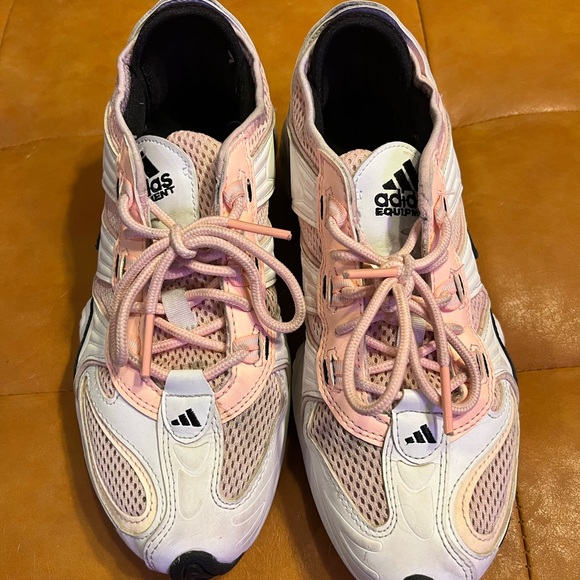 Adidas throwbacks - Picture 2 of 4